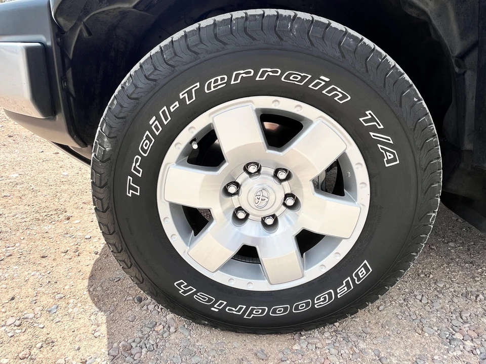 2007 Toyota FJ Cruiser - Image 21 of 31