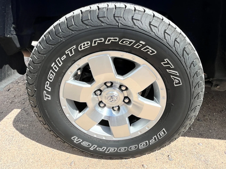 2007 Toyota FJ Cruiser - Image 23 of 31
