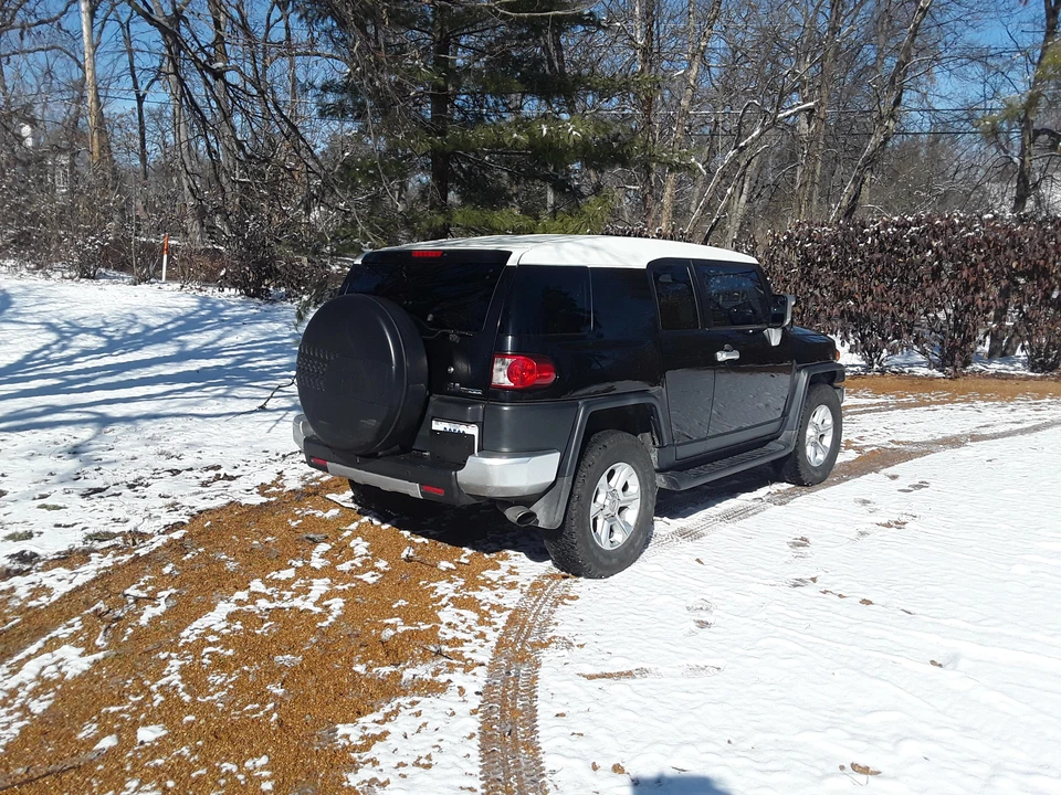 2007 Toyota FJ Cruiser - Image 10 of 10