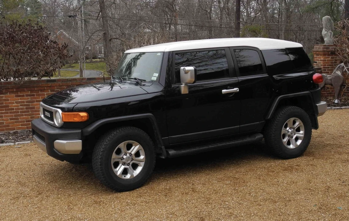 2007 Toyota FJ Cruiser - Image 4 of 10
