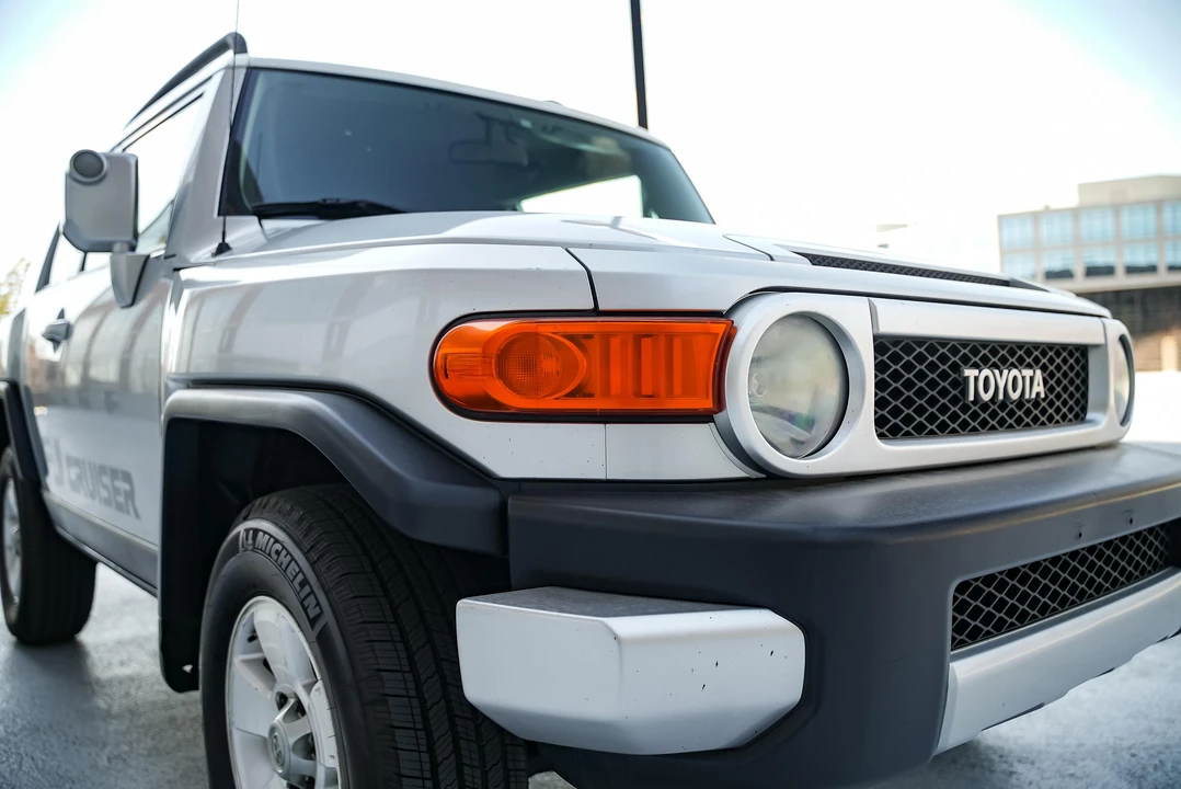 2007 Toyota FJ Cruiser - Image 12 of 31