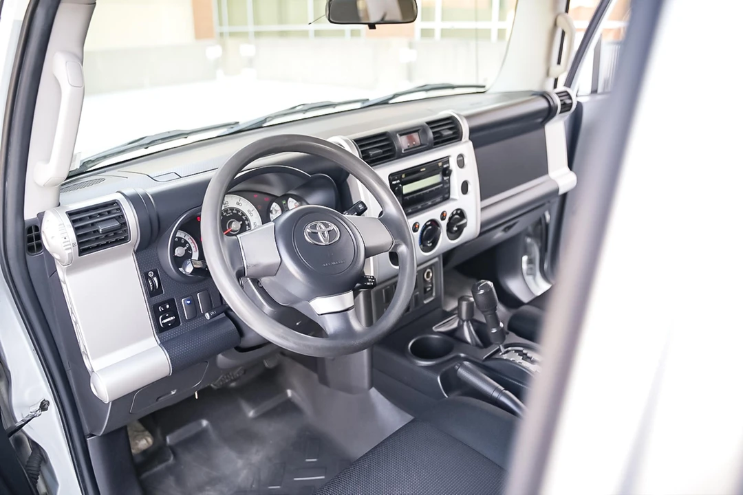 2007 Toyota FJ Cruiser - Image 30 of 31