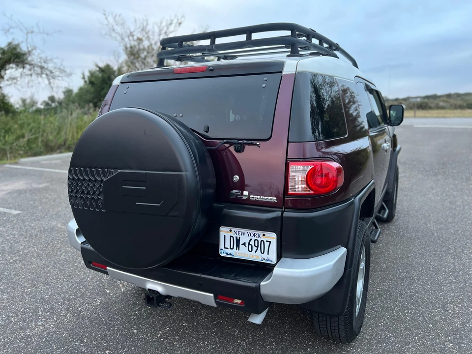 2007 Toyota FJ Cruiser - Image 20 of 31