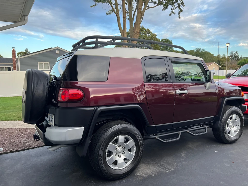 2007 Toyota FJ Cruiser - Image 26 of 31