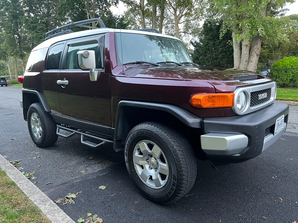 2007 Toyota FJ Cruiser - Image 29 of 31