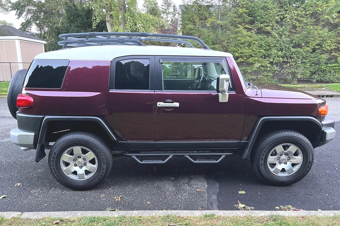 2007 Toyota FJ Cruiser - Image 3 of 31