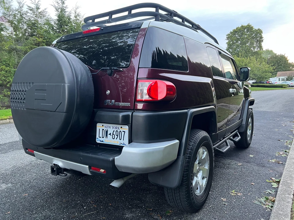2007 Toyota FJ Cruiser - Image 23 of 31