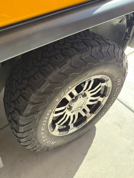 2007 Toyota FJ Cruiser - Image 9 of 20