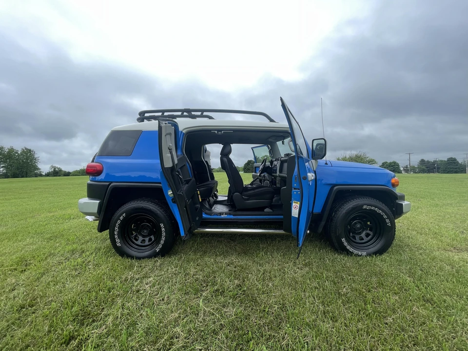 2007 Toyota FJ Cruiser - Image 22 of 31