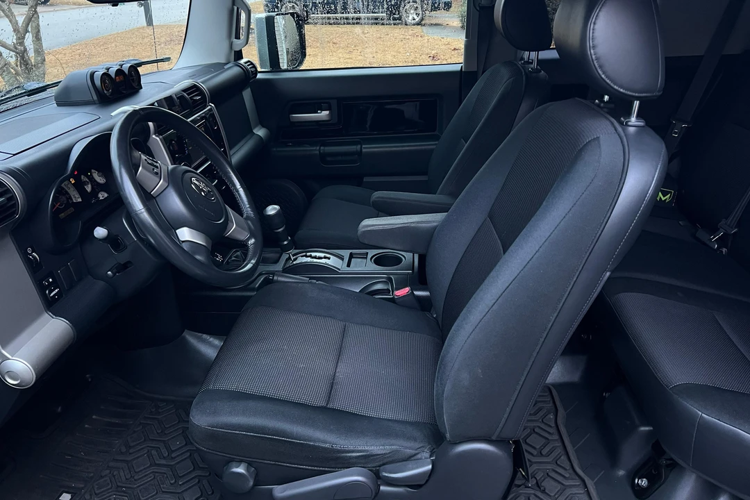 2007 Toyota FJ Cruiser - Image 22 of 31