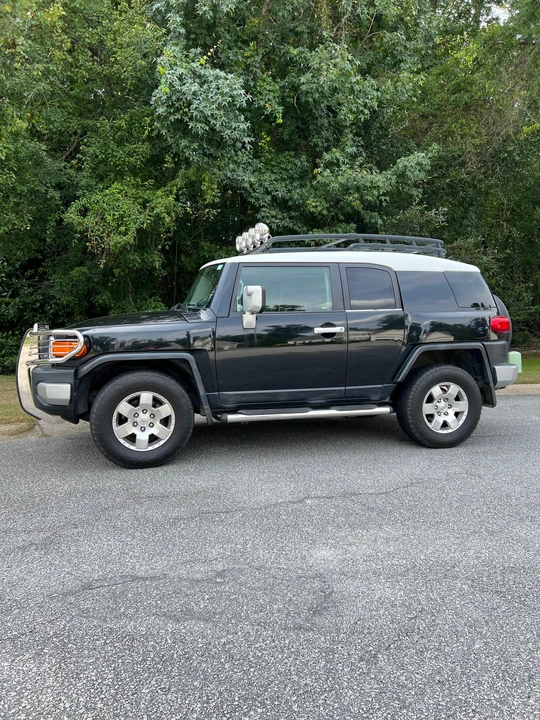 2007 Toyota FJ Cruiser - Image 10 of 31