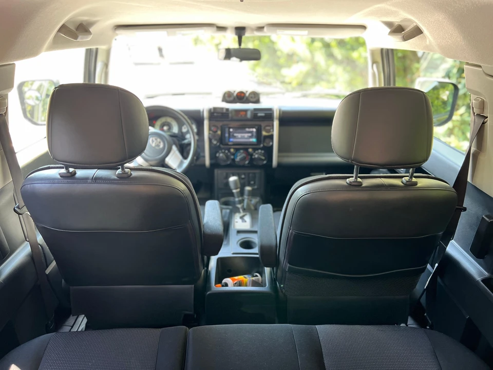 2007 Toyota FJ Cruiser - Image 30 of 31