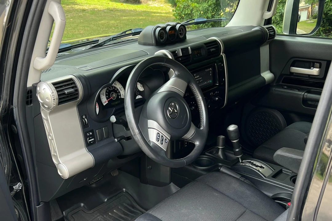 2007 Toyota FJ Cruiser - Image 21 of 31