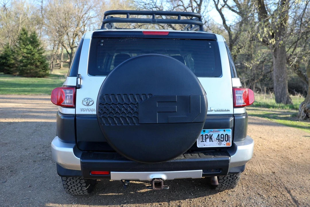 2007 Toyota FJ Cruiser - Image 5 of 31