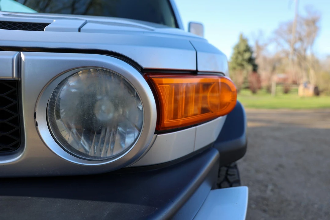 2007 Toyota FJ Cruiser - Image 19 of 31
