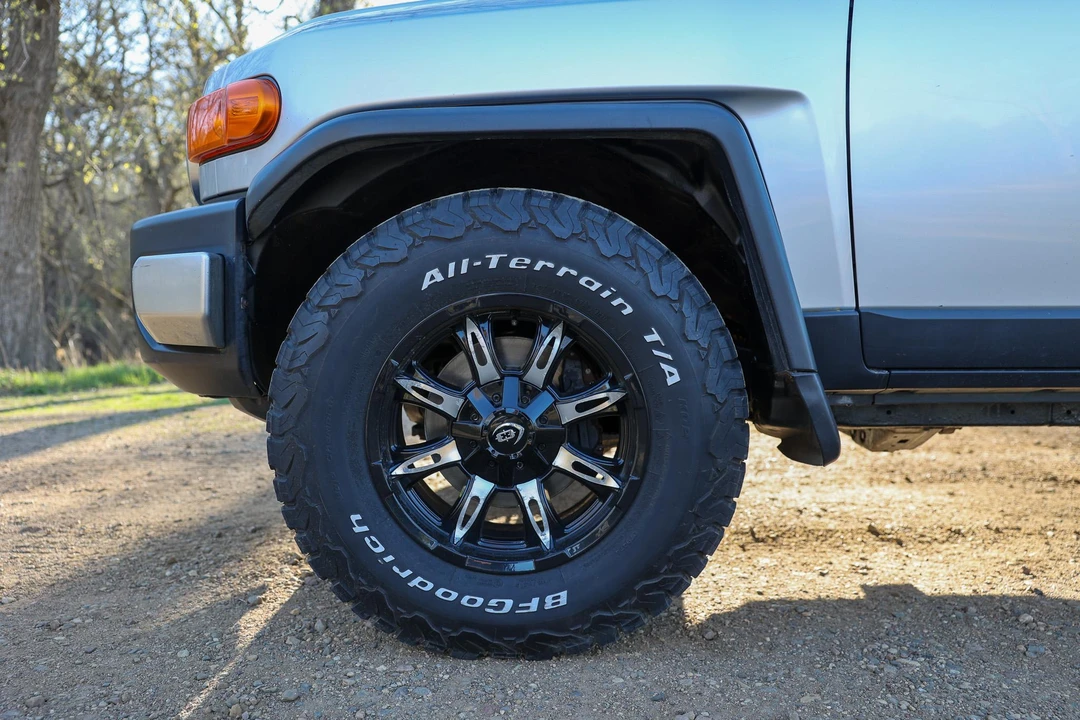 2007 Toyota FJ Cruiser - Image 26 of 31