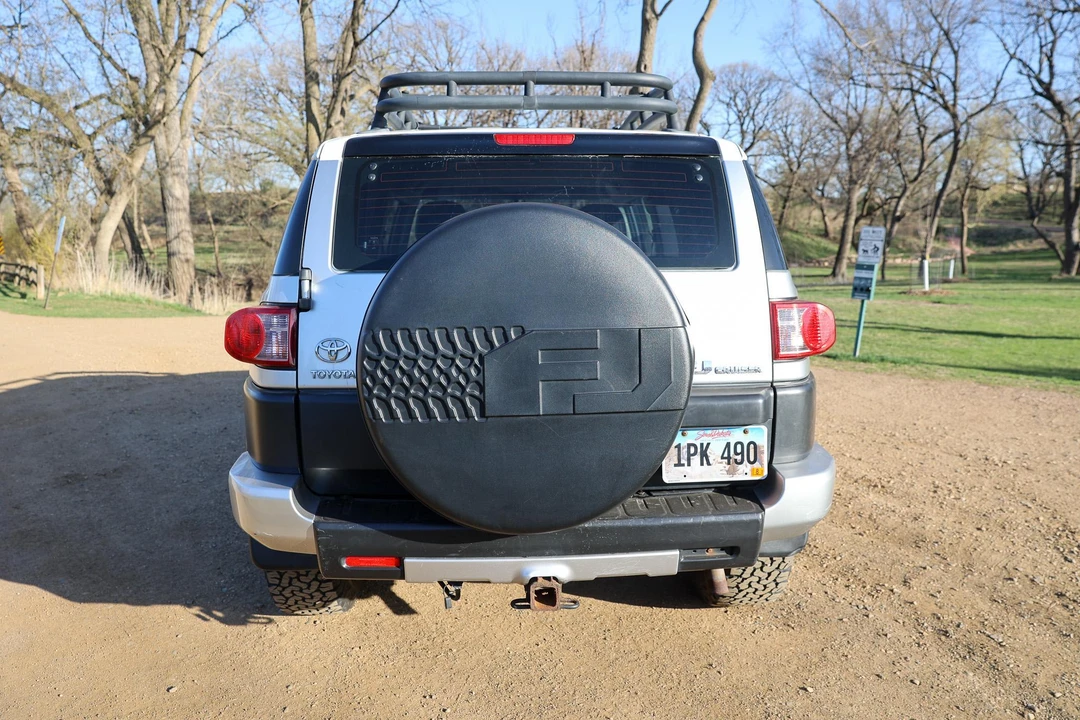 2007 Toyota FJ Cruiser - Image 9 of 31