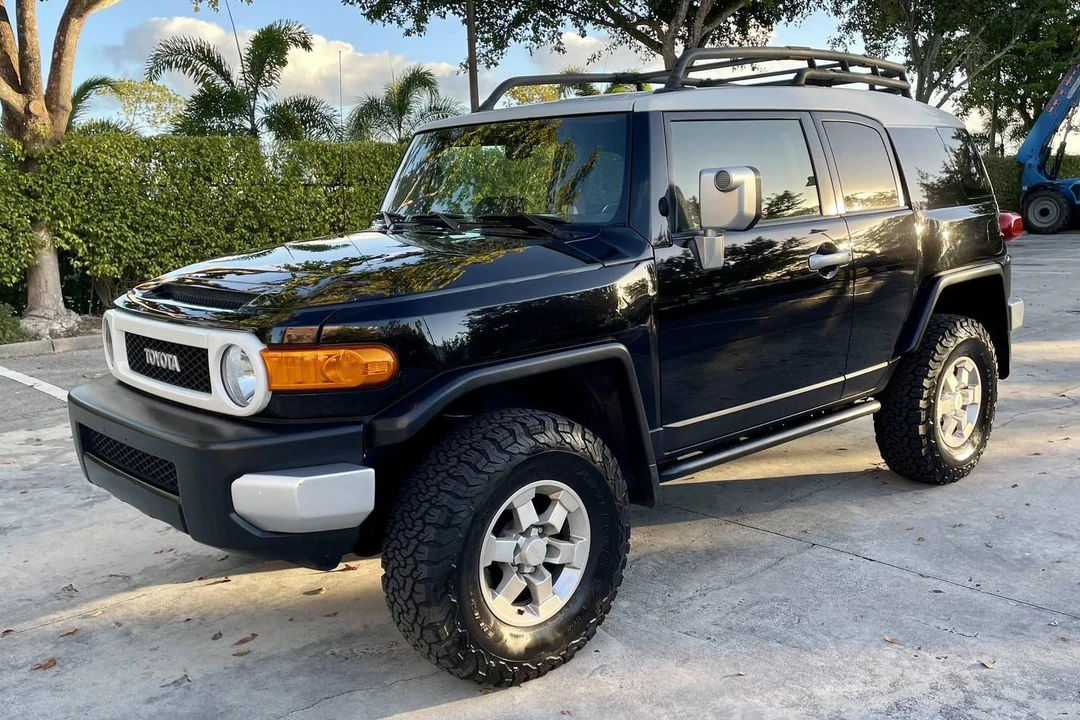 2007 Toyota FJ Cruiser - Image 3 of 31