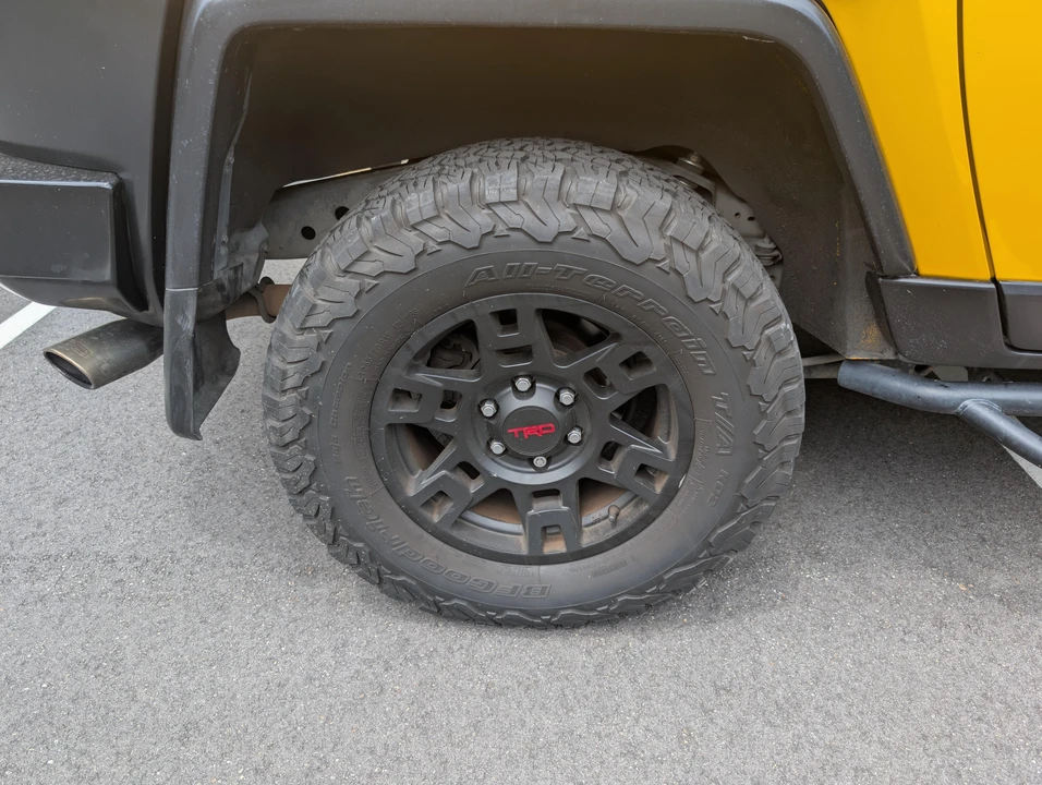 2007 Toyota FJ Cruiser - Image 29 of 31