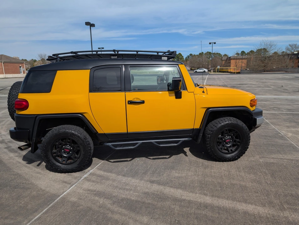 2007 Toyota FJ Cruiser - Image 13 of 31