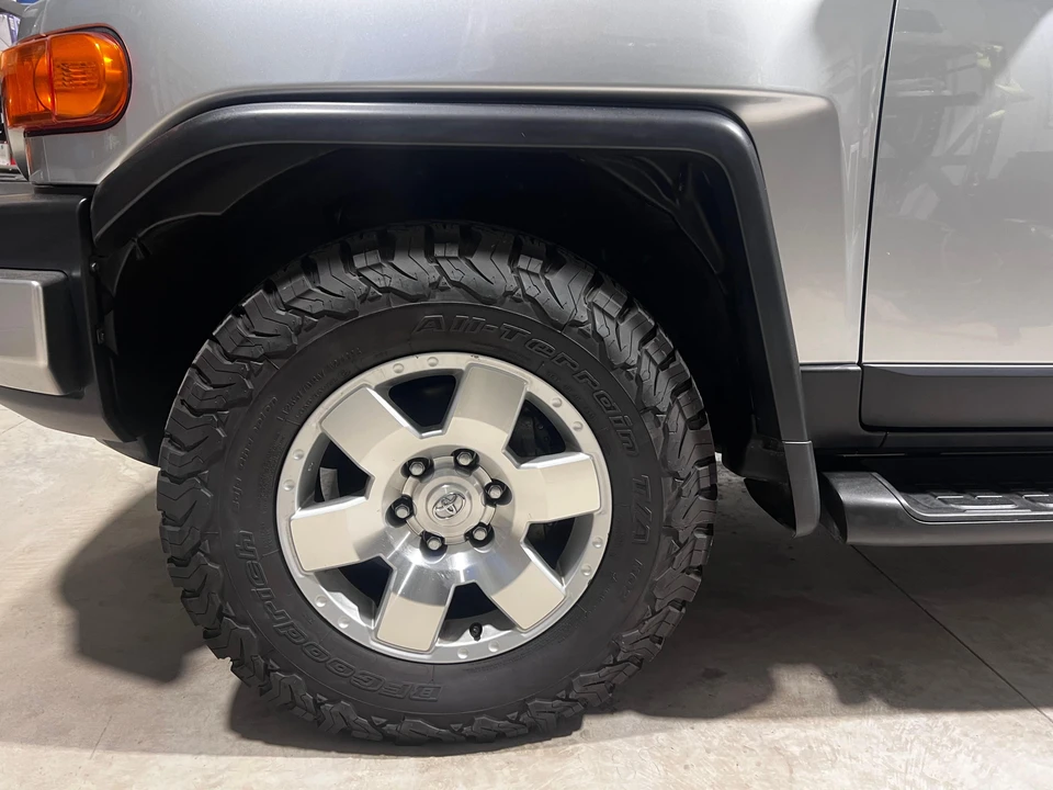 2007 Toyota FJ Cruiser - Image 30 of 31