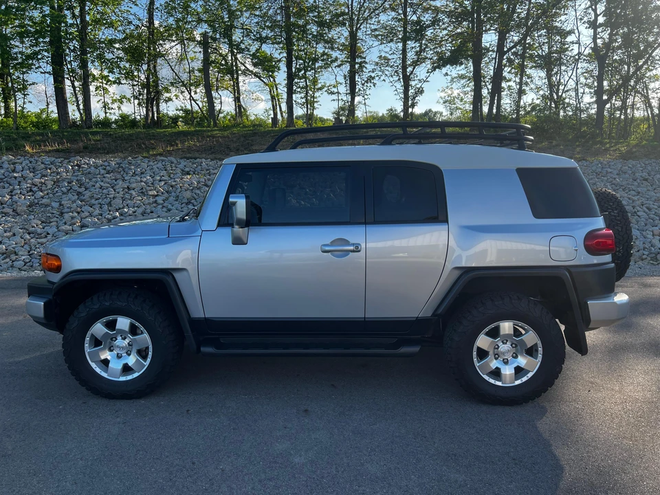 2007 Toyota FJ Cruiser - Image 6 of 31