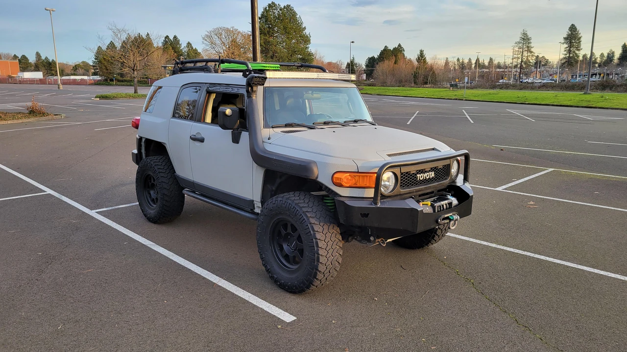 2007 Toyota FJ Cruiser - Image 26 of 31