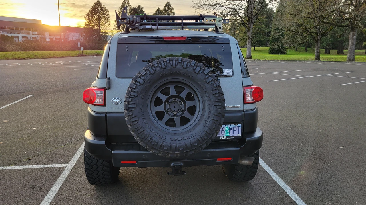 2007 Toyota FJ Cruiser - Image 16 of 31