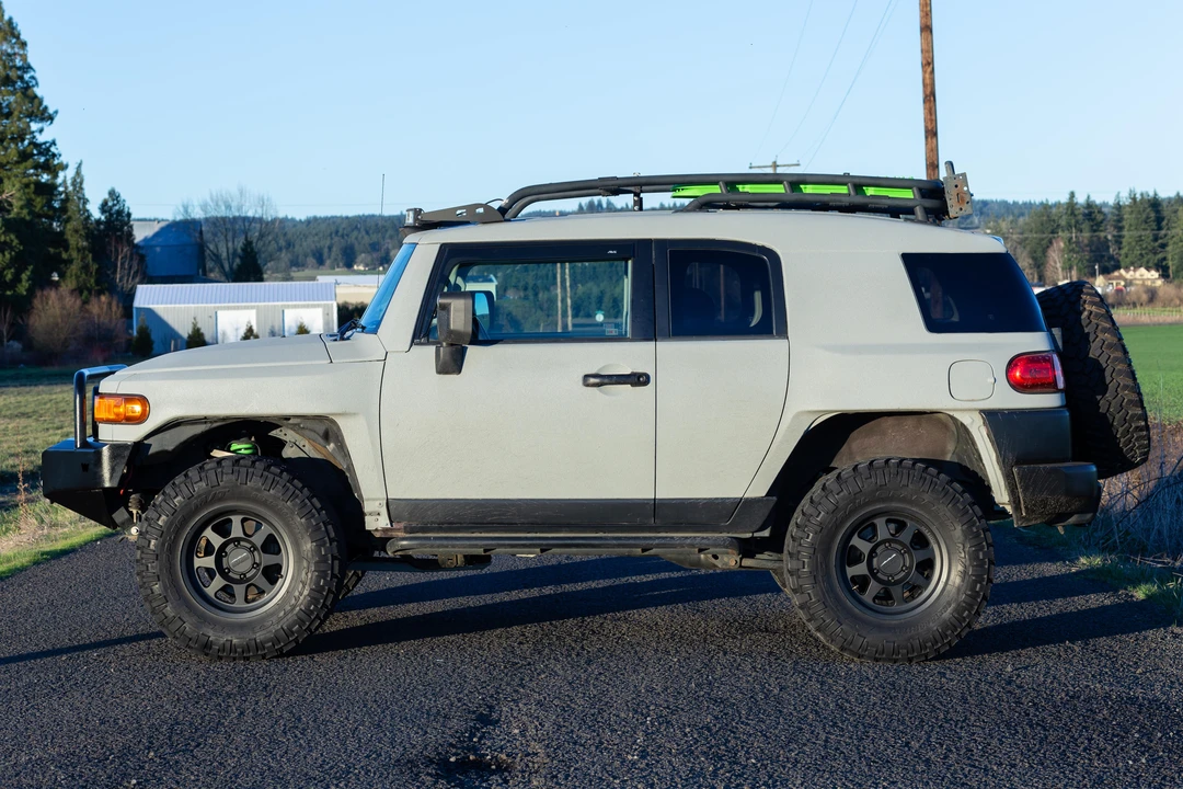 2007 Toyota FJ Cruiser - Image 12 of 31