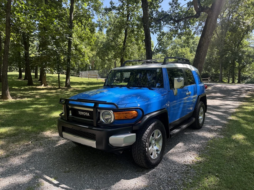 2007 Toyota FJ Cruiser - Image 3 of 31
