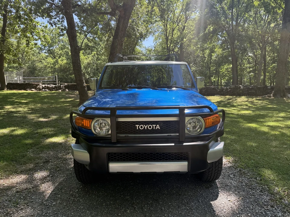 2007 Toyota FJ Cruiser - Image 15 of 31