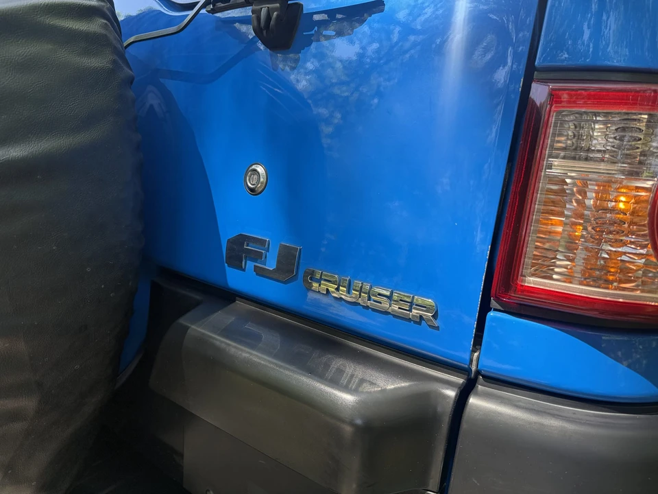 2007 Toyota FJ Cruiser - Image 24 of 31