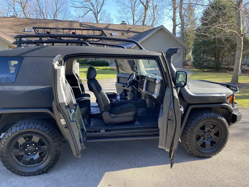 2007 Toyota FJ Cruiser - Image 16 of 31