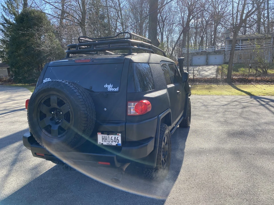 2007 Toyota FJ Cruiser - Image 9 of 31
