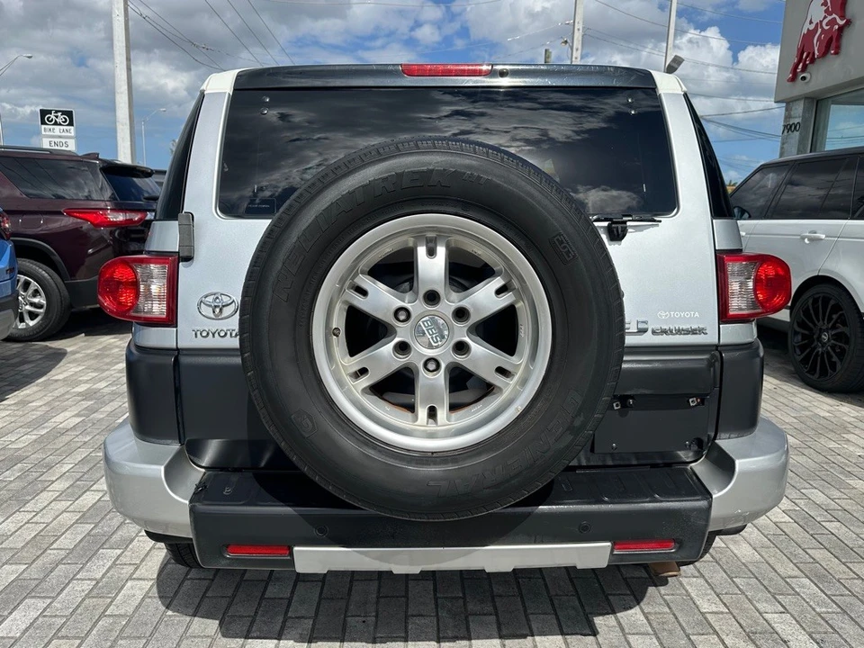 2007 Toyota FJ Cruiser - Image 6 of 29
