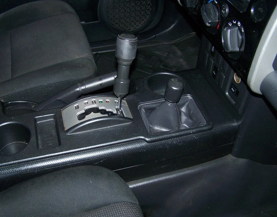 2007 Toyota FJ Cruiser - Image 16 of 31