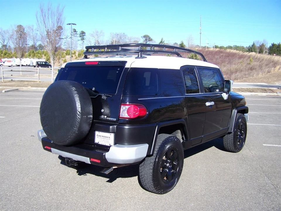 2007 Toyota FJ Cruiser - Image 5 of 31