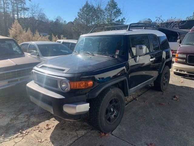 2007 Toyota FJ Cruiser - Image 27 of 31
