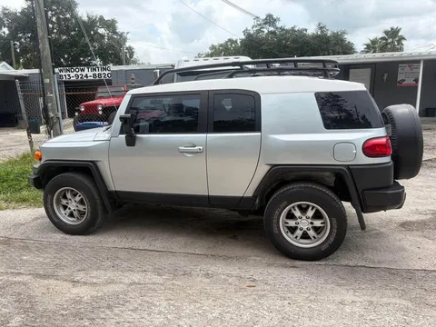 2007 Toyota FJ Cruiser Sport Utility 2D