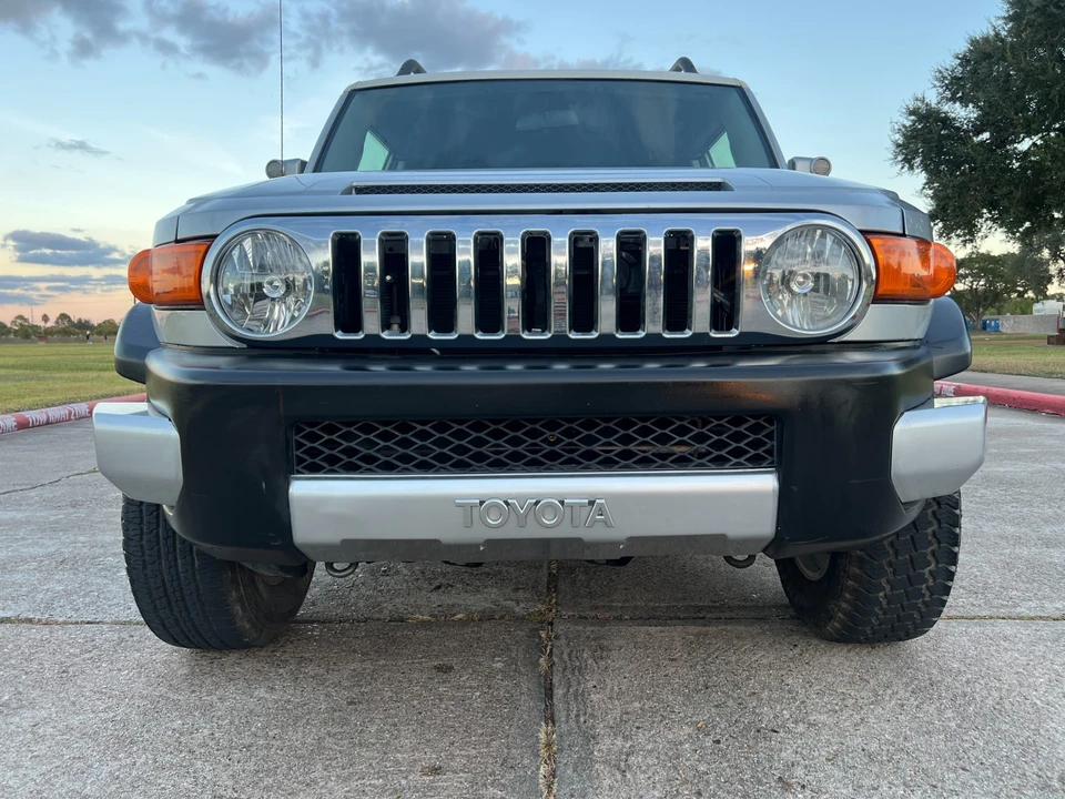 2007 Toyota FJ Cruiser - Image 5 of 20