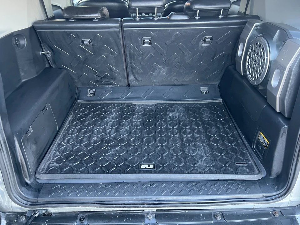 2007 Toyota FJ Cruiser - Image 14 of 20