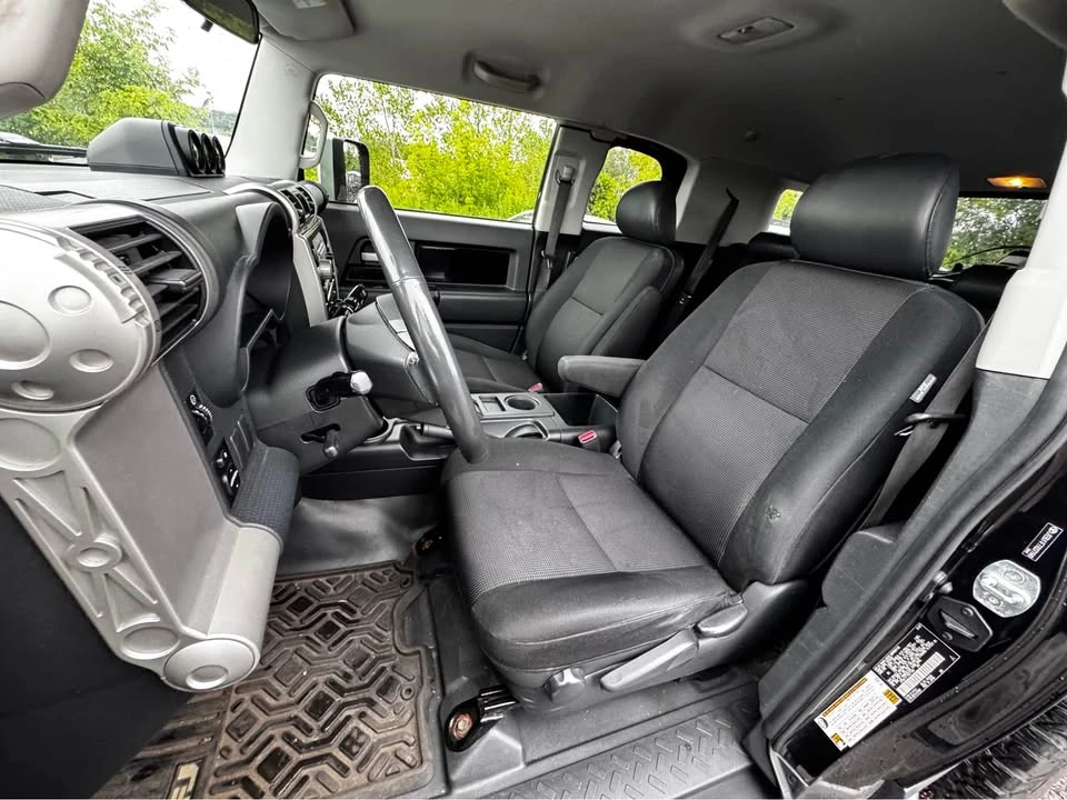 2007 Toyota FJ Cruiser - Image 7 of 13