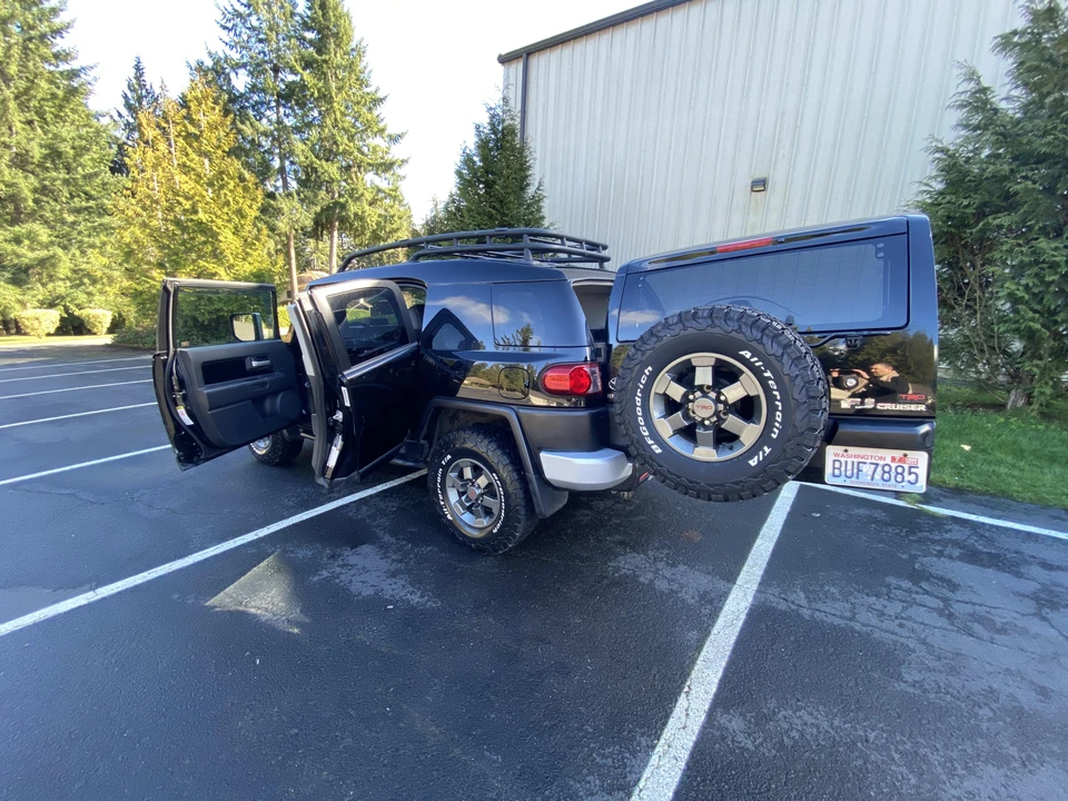 2007 Toyota FJ Cruiser - Image 29 of 31