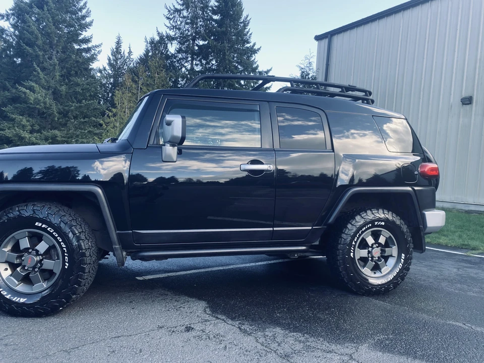 2007 Toyota FJ Cruiser - Image 15 of 31