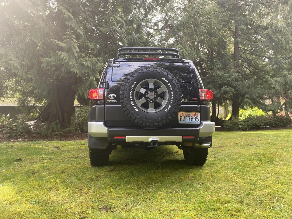 2007 Toyota FJ Cruiser - Image 19 of 31