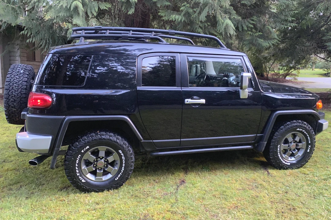 2007 Toyota FJ Cruiser - Image 3 of 31