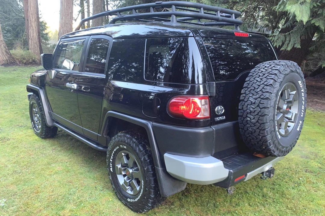 2007 Toyota FJ Cruiser - Image 4 of 31