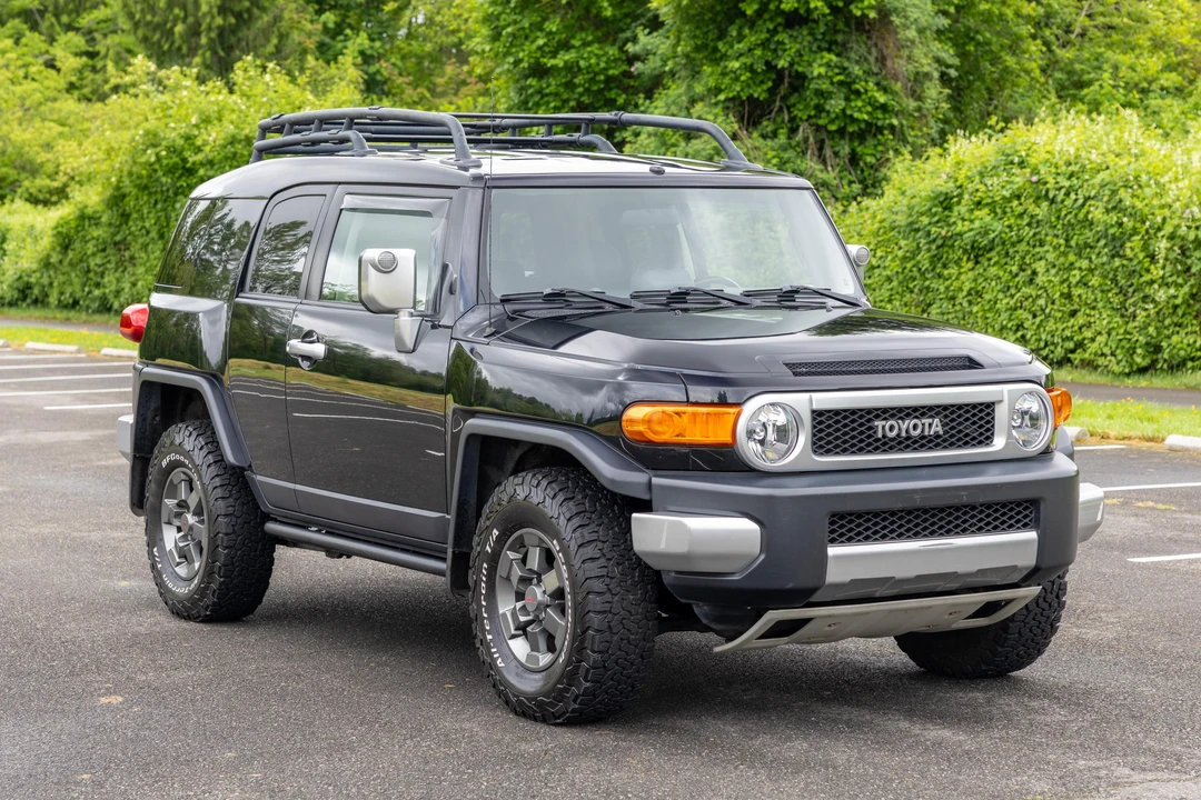 2007 Toyota FJ Cruiser - Image 10 of 31