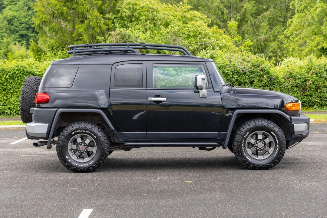 2007 Toyota FJ Cruiser - Image 3 of 31