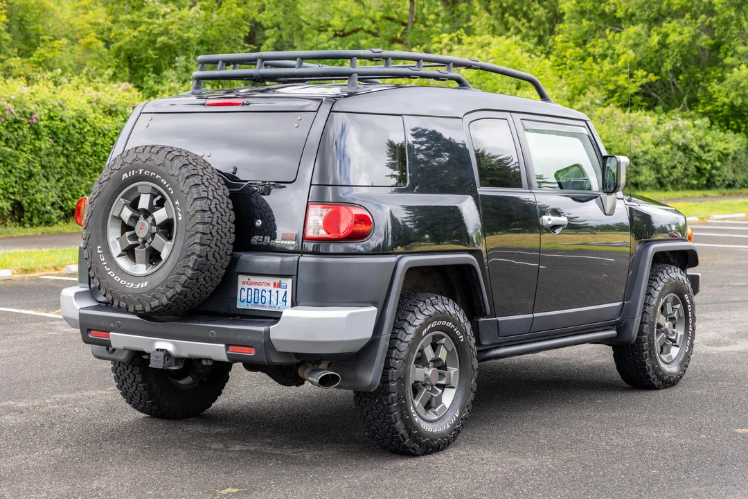 2007 Toyota FJ Cruiser - Image 9 of 31